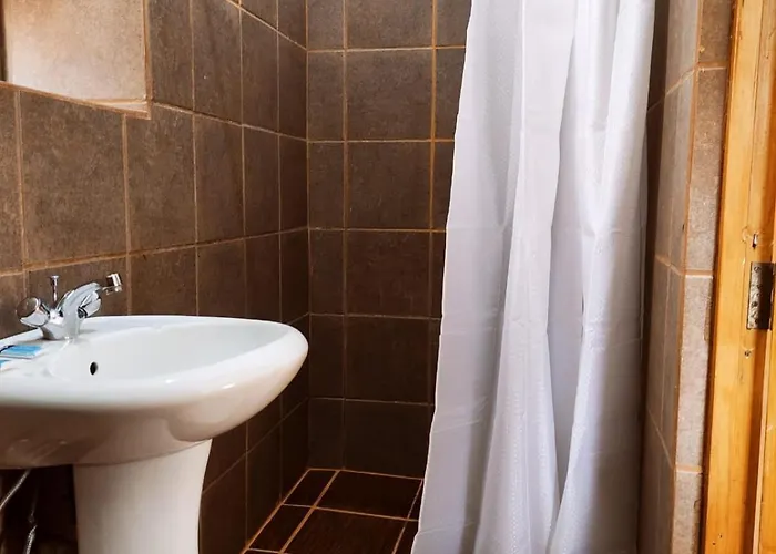 Casa Mayta Hostal *